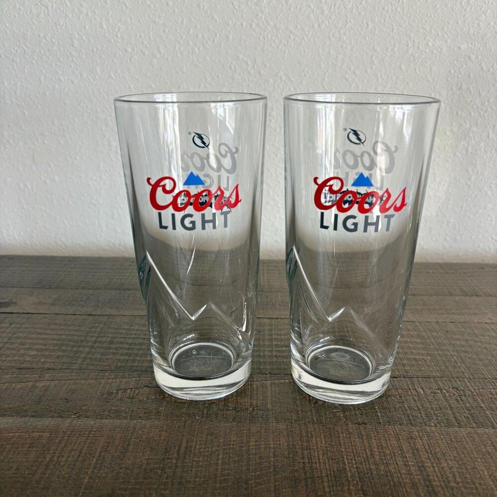 Coors Light 3D Embossed Beer Glass 2 Etched Tampa Bay Lightning Champions Ice